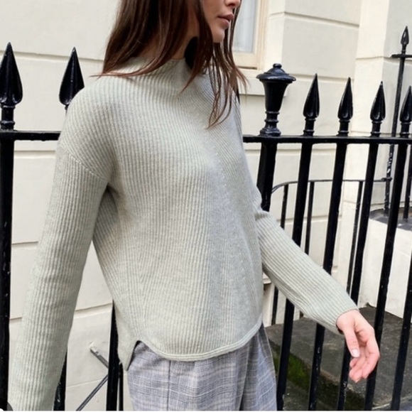 Aritzia Babaton Chalmers blue sweater XXS - Picture 3 of 15